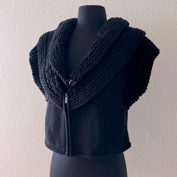 Authentic Givenchy Paris Knit Zip-up Shawl - Picture 1 of 9